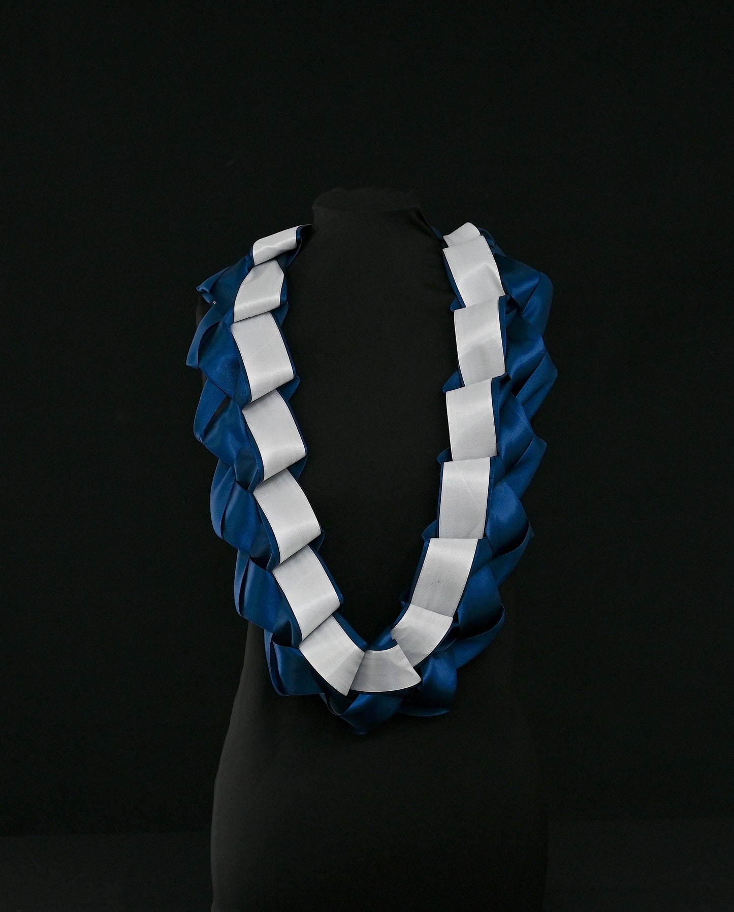 Ula Lipene - Ribbon