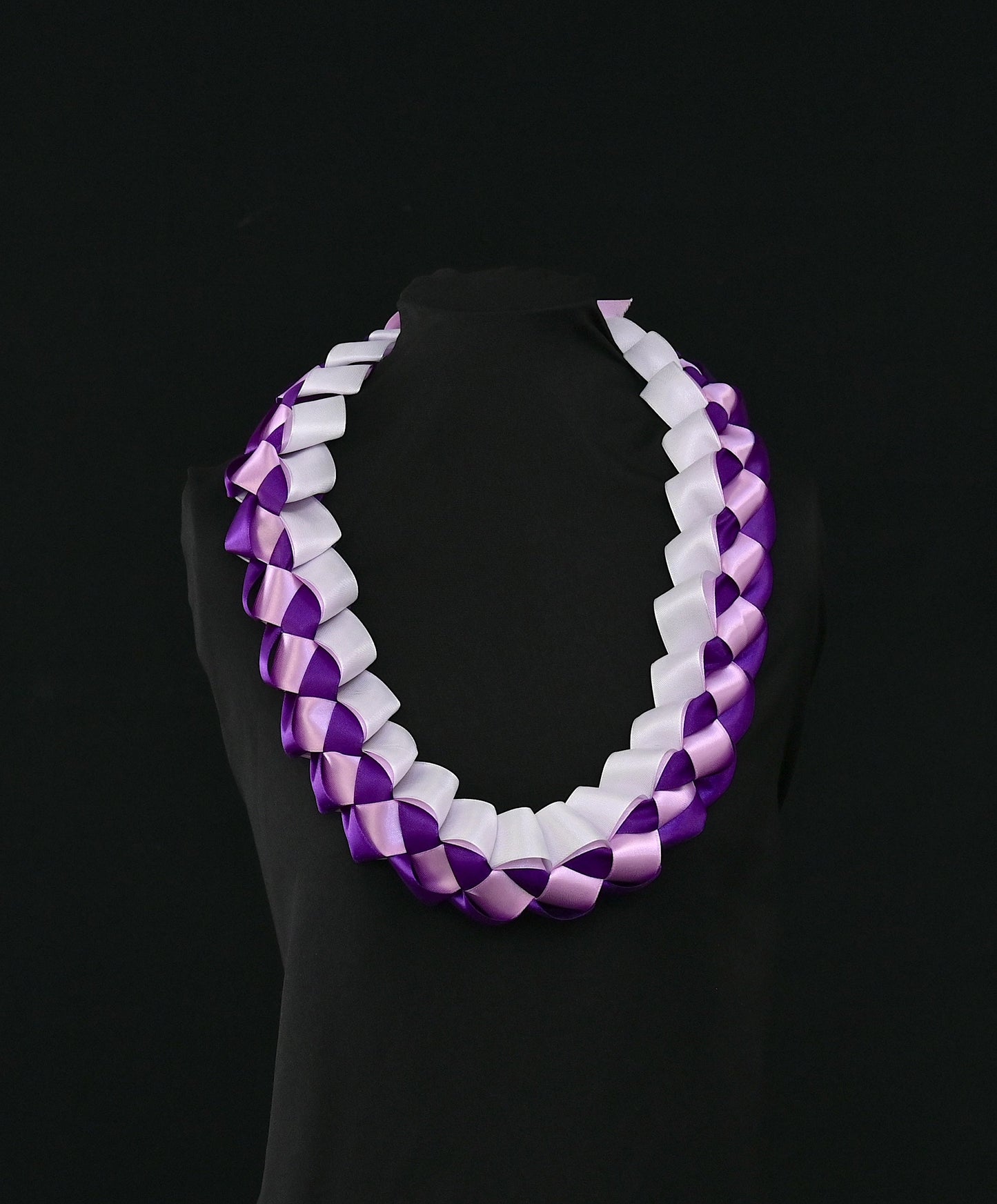 Ula Lipene - Ribbon